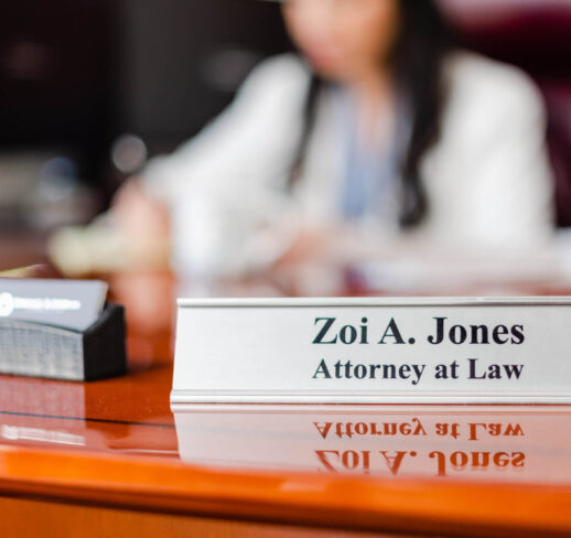 What to Look For In a Personal Injury Attorney: 8 Top Qualities