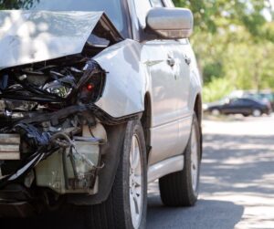 signs you should go to the hospital after a car accident